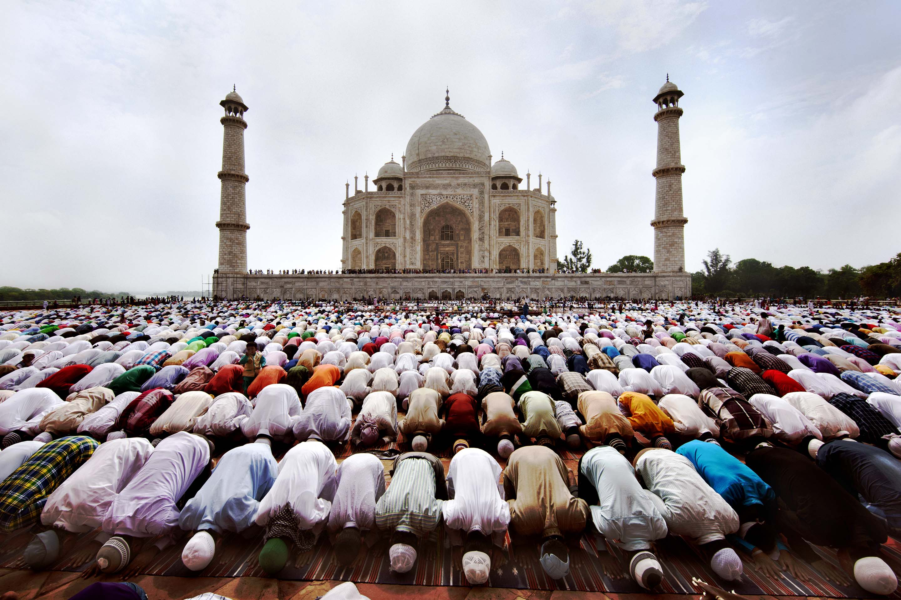 Traveling During Eid al-Fitr 2026: What to Expect at Major Hubs